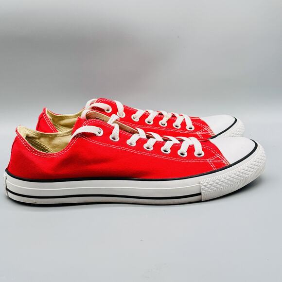 Converse Shoes Mens 10 Red Canvas Chuck Taylor All Star Low Top Lace Up Sneakers - Picture 1 of 10